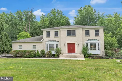 Exterior - 23 Willis Dr, Ewing, NJ 08628 photo 2 of 10