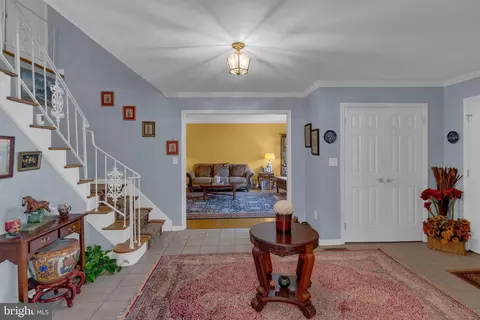 Entry Way - 23 Willis Dr, Ewing, NJ 08628 photo 2 of 7