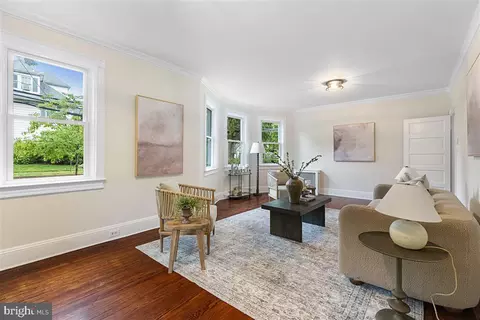 Living - 40 Murray Pl, Princeton, NJ 08540 photo 1 of 2