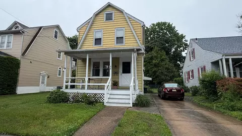 54 Finley Ave, Hamilton, NJ 08610