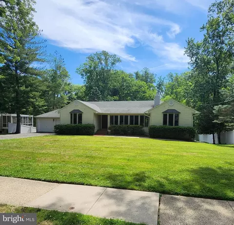 61 Broadripple Dr, Princeton, NJ 08540