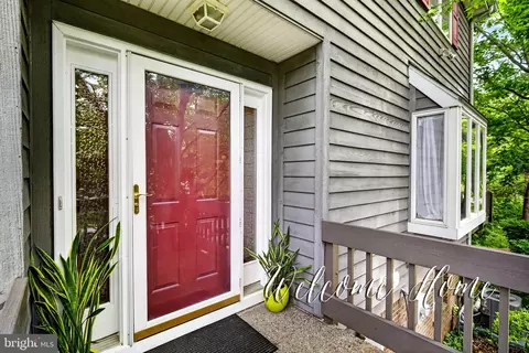 1 Astor Ct, Princeton, NJ 08540