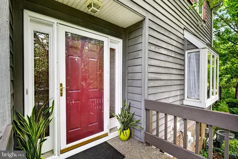 1 Astor Ct, Princeton, NJ 08540