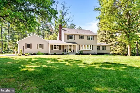 5 Skyfield Dr, Princeton, NJ 08540
