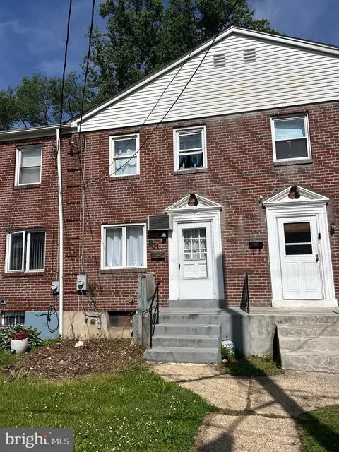831 Parkside Ave, Trenton, NJ 08618