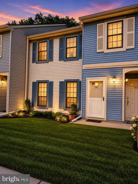 181 Wyndham Pl, Robbinsville, NJ 08691