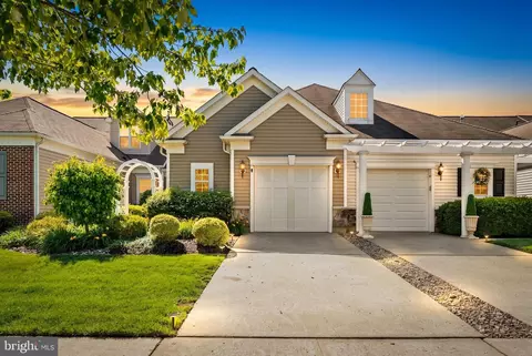 50 Sparrow Dr, Trenton, NJ 08690