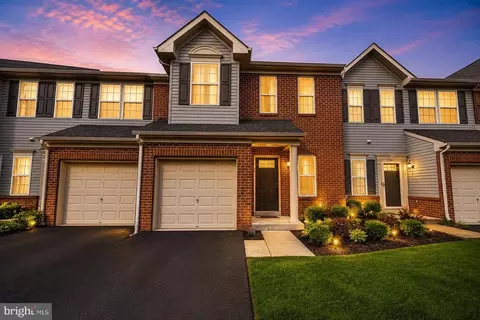 27 Sundance, Hamilton, NJ 08619
