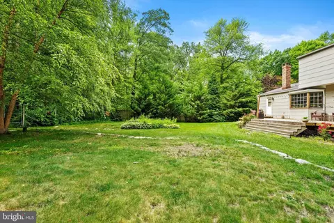 Exterior - 77 Maple Stream Rd, Hightstown, NJ 08520 photo 4 of 6