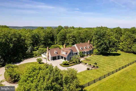 987 Cherry Valley Rd, Princeton, NJ 08540
