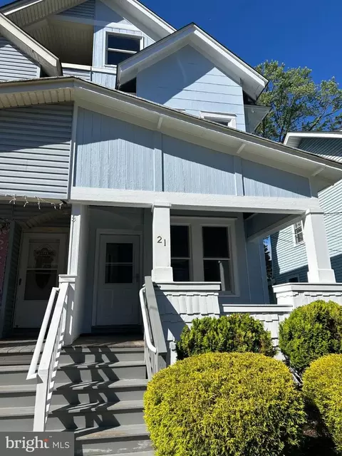 21 Columbia Ave, Trenton, NJ 08618