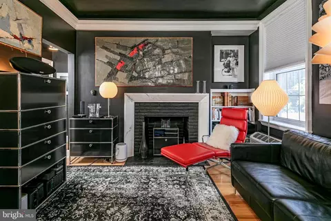 44 Nassau St #E, Princeton, NJ 08542