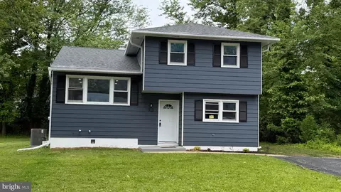 111 Louisiana Ave, Ewing, NJ 08638