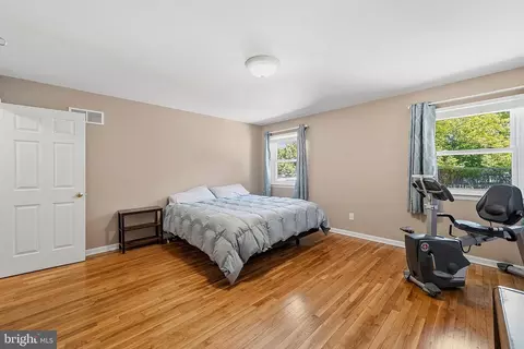Bedroom - 17 Brophy Dr, Ewing, NJ 08638 photo 4 of 4