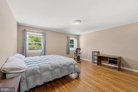 Bedroom - 17 Brophy Dr, Ewing, NJ 08638 photo 3 of 4