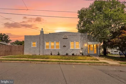 3 Kirk Ave, Ewing, NJ 08638