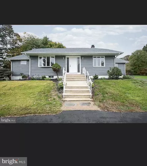 413 Paxson Ave, Trenton, NJ 08690