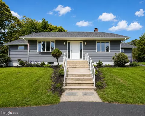 413 Paxson Ave, Trenton, NJ 08690