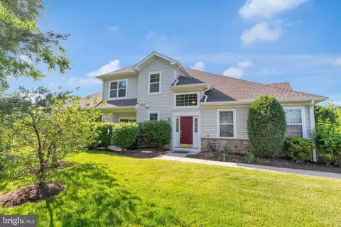 1 Wiltshire Dr #END, Lawrenceville, NJ 08648