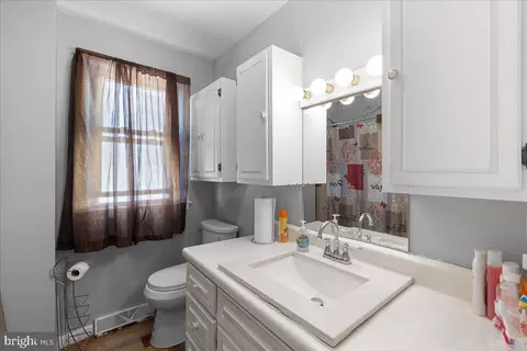 Bath - 21 Buttonwood Dr, Ewing, NJ 08638 photo 1 of 1