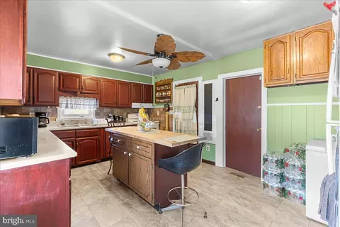 Kitchen - 21 Buttonwood Dr, Ewing, NJ 08638 photo 1 of 2