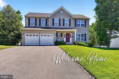486 Walker Ave, Ewing, NJ 08628