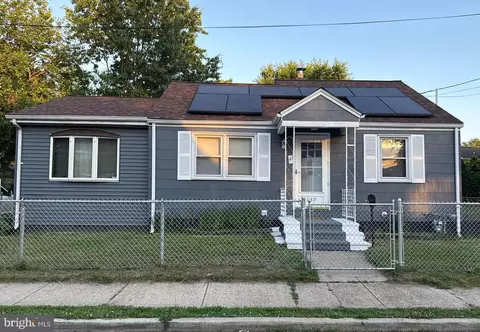 137 Edmund St, Trenton, NJ 08610