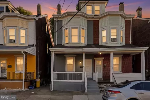 43 Wayne Ave, Trenton, NJ 08618