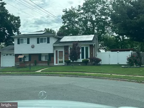 69 Lakeview, Hamilton, NJ 08620