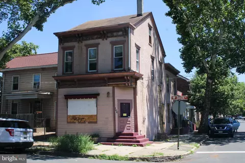 626 Hudson St, Trenton, NJ 08611