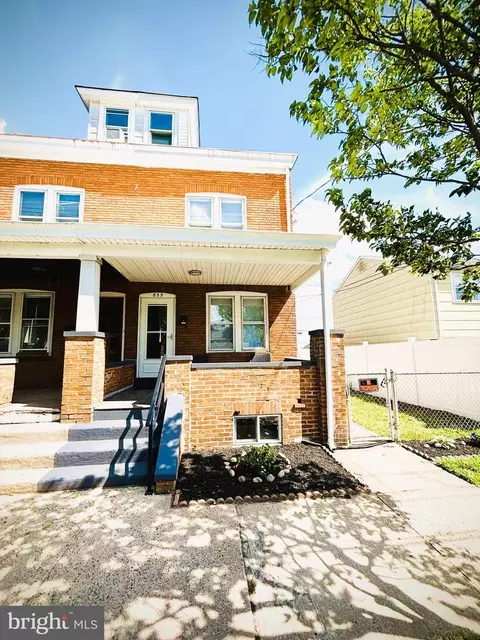 835 Pennsylvania Ave, Trenton, NJ 08638