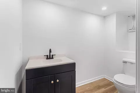Bath - 600 Maple, Ewing, NJ 08618 photo 2 of 2