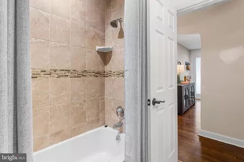 Entry Way - 600 Maple, Ewing, NJ 08618 photo 2 of 2
