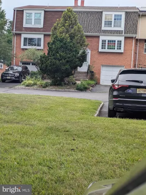 30 Catbird, Lawrence, NJ 08648