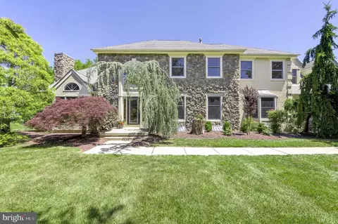 3 Garnet La Ln, Princeton Junction, NJ 08550