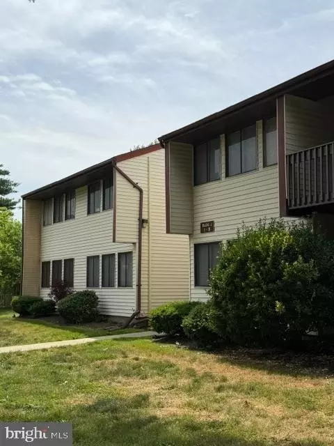 j4 Avon Drive, East Windsor, NJ 08520