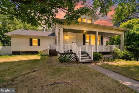2241 Spruce St, Trenton, NJ 08638
