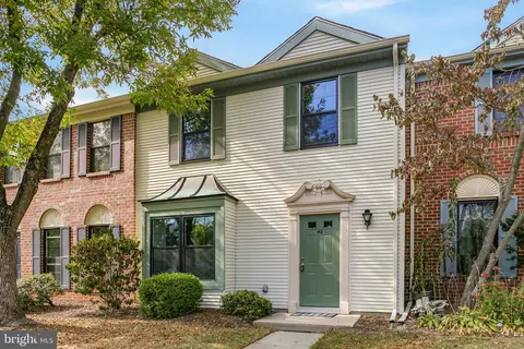 42 Oneill Ct, Lawrenceville, NJ 08648