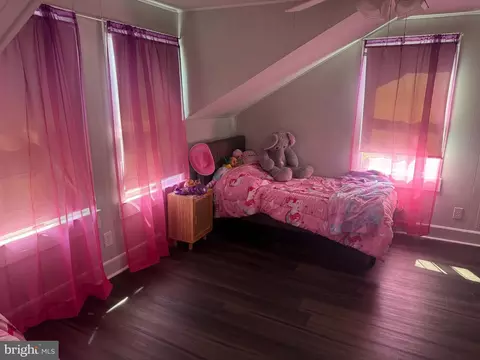 Bedroom - 17 Hazelhurst Ave, Ewing Twp, NJ 08638 photo 2 of 3