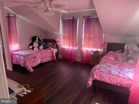 Bedroom - 17 Hazelhurst Ave, Ewing Twp, NJ 08638 photo 1 of 3