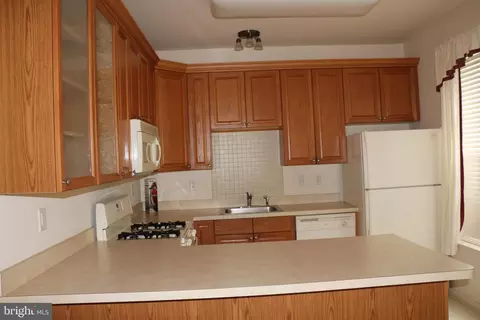 Kitchen - 75 Kyle Way, Ewing, NJ 08628 photo 1 of 2