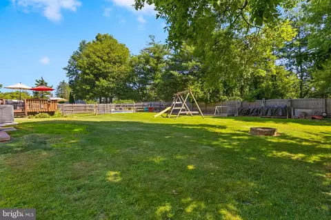 Exterior - 99 Willis Dr, Ewing, NJ 08628 photo 9 of 12