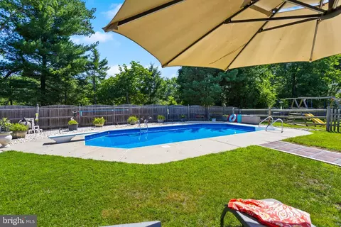 Exterior - 99 Willis Dr, Ewing, NJ 08628 photo 6 of 12