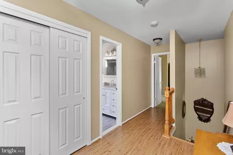 Entry Way - 99 Willis Dr, Ewing, NJ 08628 photo 3 of 5