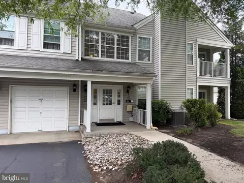 311 American Eagle Ct, Trenton, NJ 08648