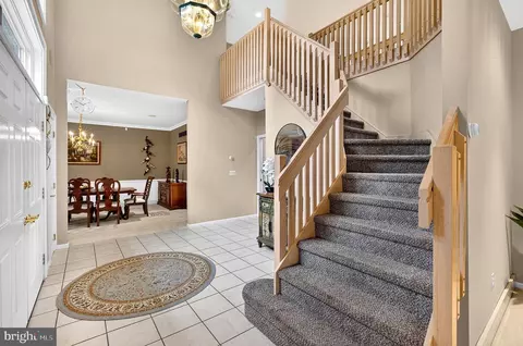 Entry Way - 15 Scenic Dr, Ewing, NJ 08628 photo 1 of 5