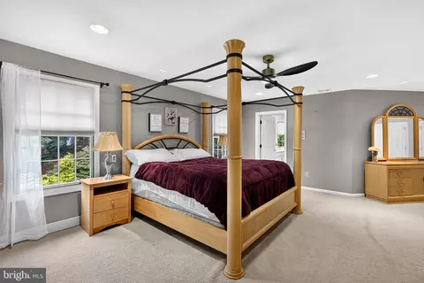 Bedroom - 15 Scenic Dr, Ewing, NJ 08628 photo 2 of 8