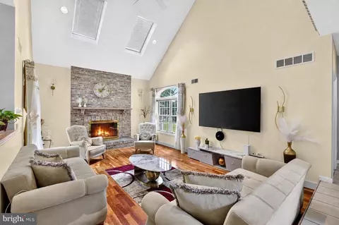 Other - 15 Scenic Dr, Ewing, NJ 08628 photo 2 of 20