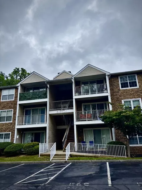 17 Holly Ct, Hamilton, NJ 08619