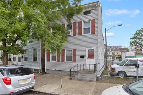 1015 S Broad St, Trenton, NJ 08611
